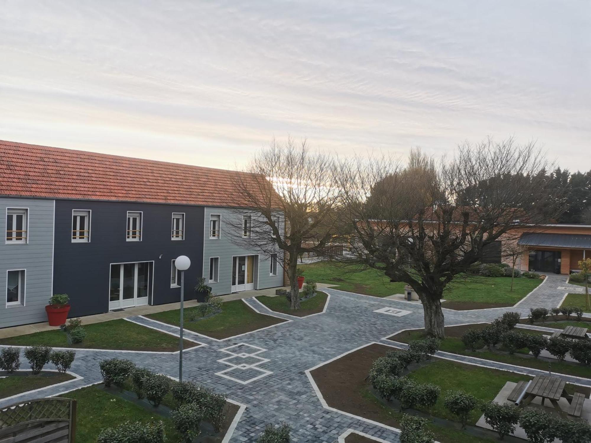Le Village Du Phare Gouville-sur-Mer Bagian luar foto